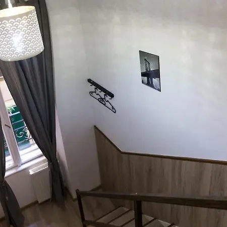 Private Lofts 아파트 *